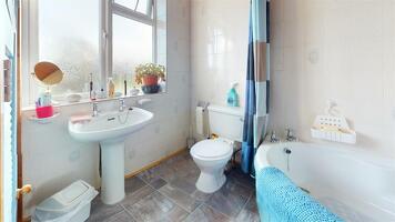Picture #9 of Property #1247033541 in Hillsea Road, Swanage BH19 2QL