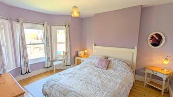 Picture #8 of Property #1247537541 in North Street, Wareham BH20 4AE