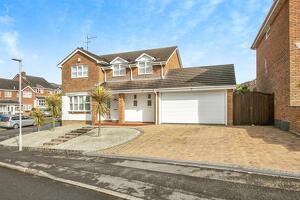 Picture #19 of Property #1251574641 in Marshwood Avenue, Canford Heath, Poole BH17 9EP