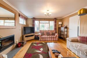 Picture #5 of Property #1251683541 in Middle Lane, Ringwood BH24 1LE