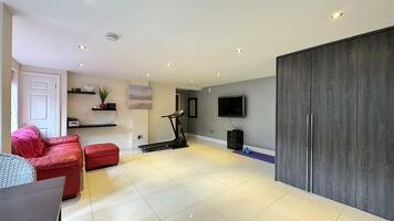 Picture #15 of Property #1251689541 in The Drive, Brudenell Avenue, Canford Cliffs BH13 7NW