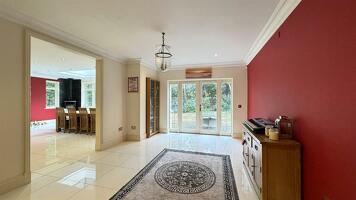 Picture #7 of Property #1251689541 in The Drive, Brudenell Avenue, Canford Cliffs BH13 7NW