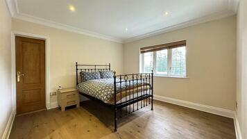 Picture #8 of Property #1251689541 in The Drive, Brudenell Avenue, Canford Cliffs BH13 7NW