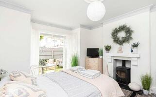 Picture #6 of Property #1253565441 in Arnewood Road, Bournemouth BH6 5DN
