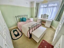 Picture #5 of Property #1254196731 in Iford Lane, Iford, Bournemouth BH6 5RA