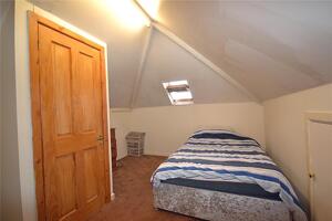 Picture #9 of Property #1256396031 in Pitmore Lane, Pennington, Lymington SO41 8LL