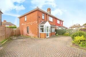 Picture #0 of Property #1260217641 in Southill Road, MOORDOWN, Bournemouth BH9 1SH