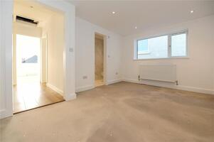 Picture #12 of Property #1261432641 in Upper Road, Parkstone, Poole BH12 3EN