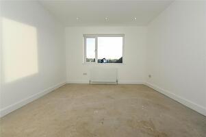 Picture #19 of Property #1261432641 in Upper Road, Parkstone, Poole BH12 3EN