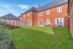 Picture #3 of Property #1266703341 in Fallowfield Place, Wimborne BH21 1UY