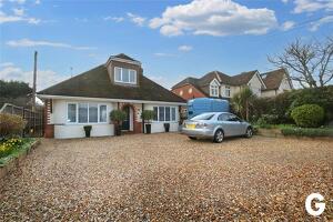 Picture #0 of Property #1269842541 in Southampton Road, Ringwood BH24 1JG