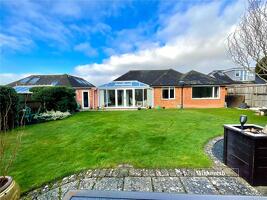 Picture #4 of Property #1270550541 in Braemar Drive, Highcliffe, Christchurch BH23 5NP