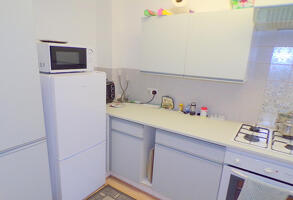 Picture #1 of Property #127309768 in Stinsford Close, Bournemouth BH9 3RQ