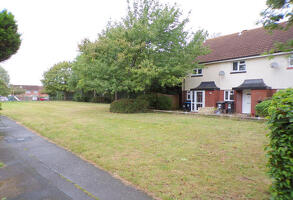 Picture #8 of Property #127309768 in Stinsford Close, Bournemouth BH9 3RQ