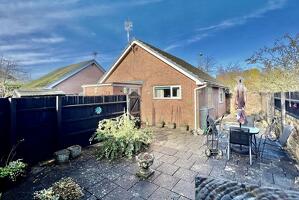 Picture #0 of Property #1273331241 in Parsonage Barn Lane, Ringwood BH24 1PX