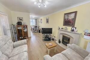 Picture #1 of Property #1275476541 in Southbourne BH6 5EZ