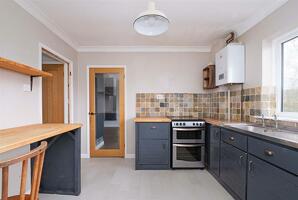 Picture #4 of Property #1279086141 in Benlease Way, Swanage BH19 2SZ