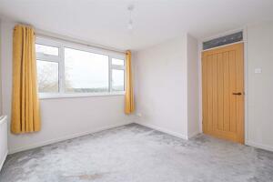 Picture #6 of Property #1279086141 in Benlease Way, Swanage BH19 2SZ