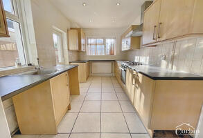 Picture #7 of Property #1285747341 in Ensbury Park Road, Bournemouth BH9 2SJ
