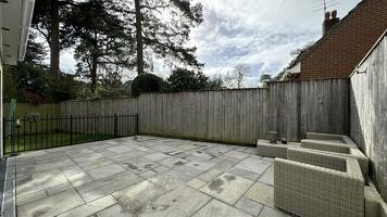 Picture #2 of Property #1287509541 in Compton Avenue, Lower Parkstone BH14 8PX
