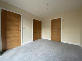 Picture #6 of Property #1288396431 in West Street, Ringwood BH24 1DY