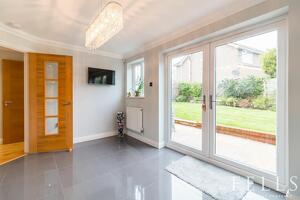 Picture #8 of Property #1288891641 in Haywards Farm Close, Verwood BH31 6XW