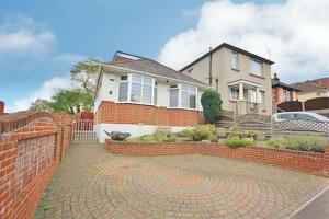 Picture #0 of Property #1296501441 in Lincoln Road, Parkstone, Poole BH12 2HU