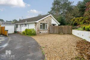 Picture #0 of Property #1298938641 in Filleul Road, Sandford BH20 7AW