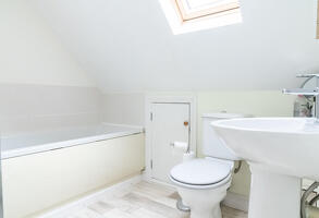 Picture #11 of Property #1307423541 in Muscliffe Lane, EPIPHANY CATCHMENT BH9 3NF