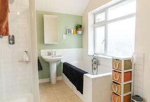 Picture #3 of Property #1307423541 in Muscliffe Lane, EPIPHANY CATCHMENT BH9 3NF