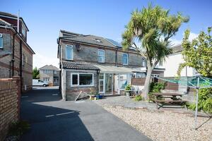 Picture #14 of Property #1308065931 in Hillman Road, Poole BH14 9EU