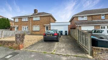 Picture #0 of Property #1308439641 in Kitchener Crescent, Poole BH17 7HZ