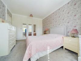 Picture #16 of Property #1308630741 in Belle Vue Road, Bournemouth BH6 3DP