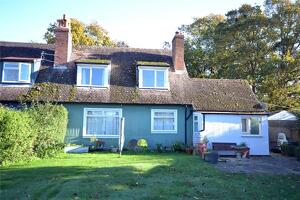 Picture #0 of Property #1310235921 in Warborne Lane, Portmore, Lymington SO41 5RH