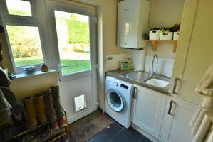 Picture #6 of Property #1313667441 in Kyrchil Way, Colehill BH21 2RU