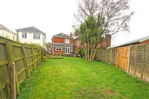 Picture #15 of Property #1314861741 in Redbreast Road North, Bournemouth BH9 3JF