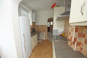 Picture #6 of Property #1314861741 in Redbreast Road North, Bournemouth BH9 3JF