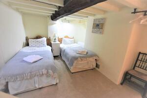 Picture #6 of Property #1316395731 in Church Hill, Swanage BH19 1HU