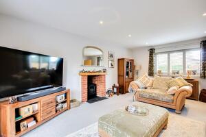 Picture #8 of Property #1318109541 in Poplar Lane, Bransgore, Christchurch BH23 8JE