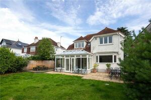 Picture #18 of Property #1318389441 in Moorfields Road, Canford Cliffs, Poole BH13 7HA