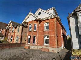 Picture #22 of Property #1319966241 in Alexandra Road, Alexandra Park, Poole BH14 9EW