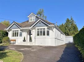 Picture #0 of Property #1320213141 in Ringwood Road, Verwood BH31 7AB