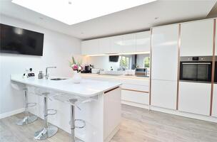 Picture #7 of Property #1320213141 in Ringwood Road, Verwood BH31 7AB
