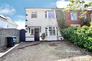 Picture #0 of Property #1324759131 in Stourvale Road, Bournemouth BH6 5HD