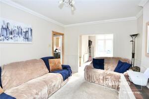 Picture #3 of Property #1324759131 in Stourvale Road, Bournemouth BH6 5HD