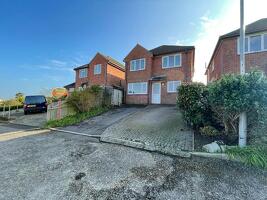 Picture #0 of Property #1324772541 in Foxhills Close, Swanage BH19 2TB