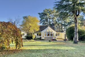 Picture #0 of Property #1329221241 in Cedar Avenue, St Leonards, Ringwood BH24 2QF