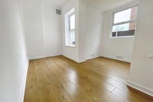 Picture #6 of Property #133227268 in Southbourne BH6 5HJ