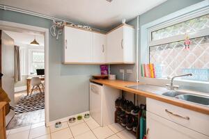 Picture #8 of Property #1333192641 in Stony Lane, Christchurch BH23 7LD
