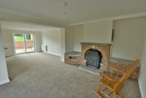Picture #5 of Property #1333945041 in Bradford Farm Cottages, Witchampton BH21 5BX